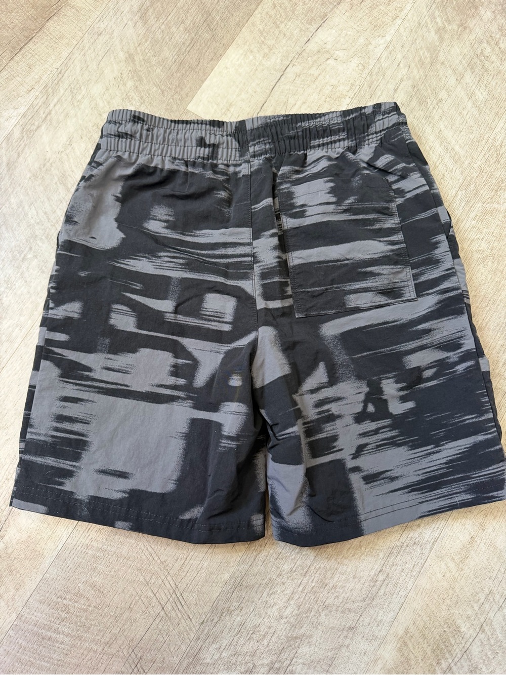 Jordan Black & Gray Patterned shorts - Picture 5 of 5